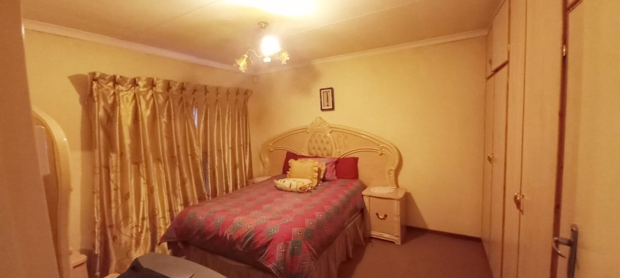  Bedroom Property for Sale in Ehrlich Park Free State